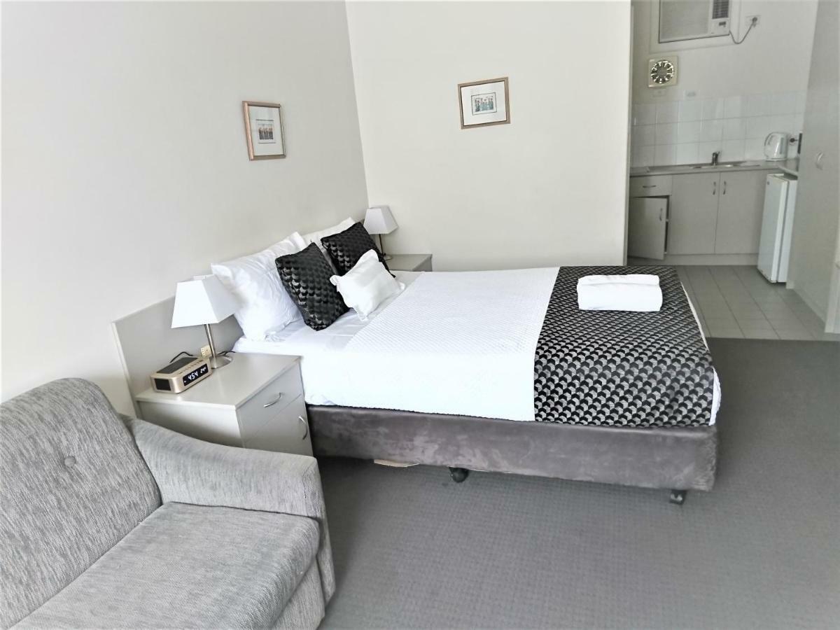 Glenelg Beach Gateway Studio Apartment Exteriör bild